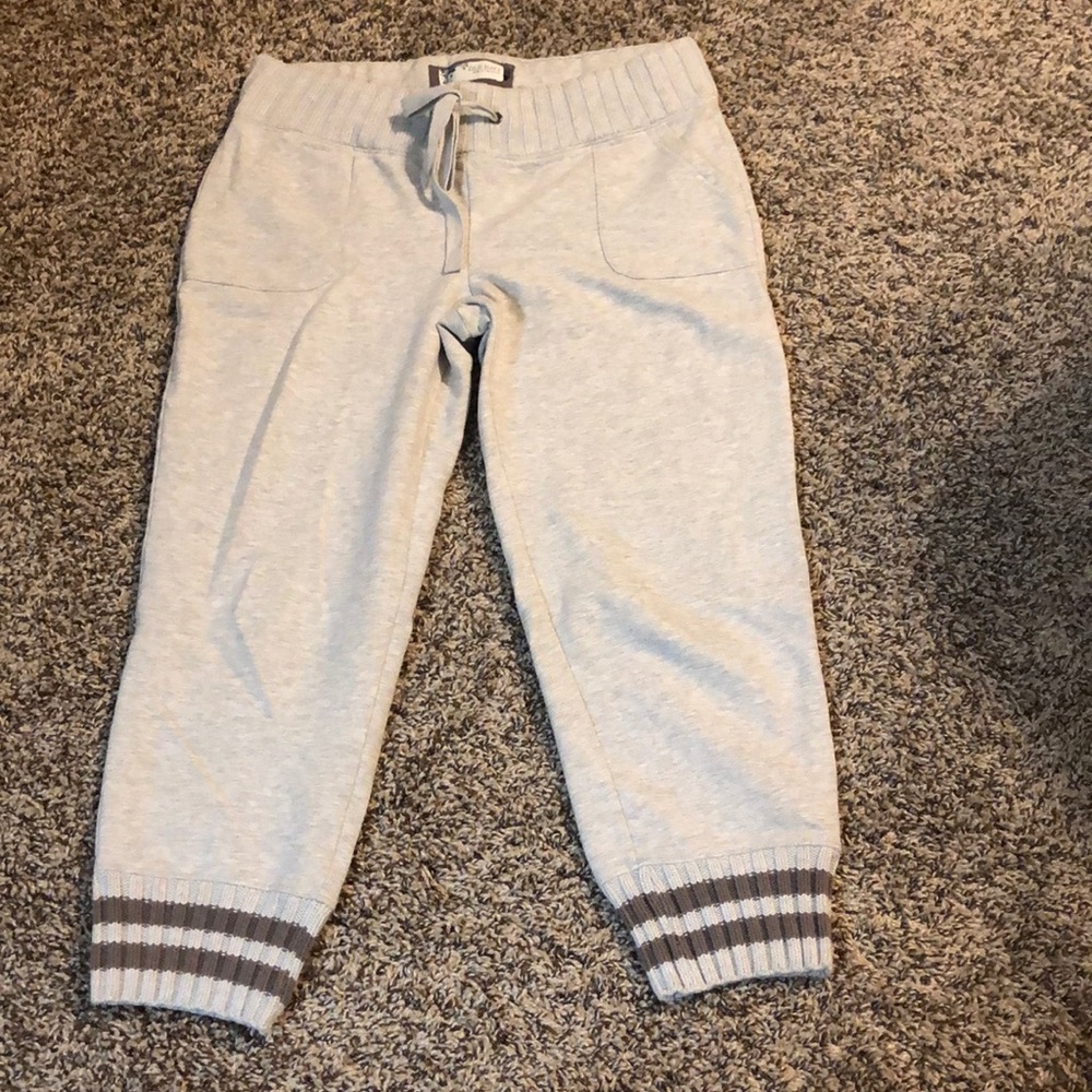 Light gray joggers with knit cuffs